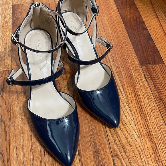 Liz Clairborne Navy Heels - Picture 5 of 6